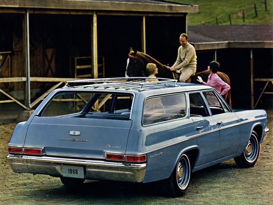  Chevrolet Bel Air Station Wagon 1966 года  (фото 2 из 2)